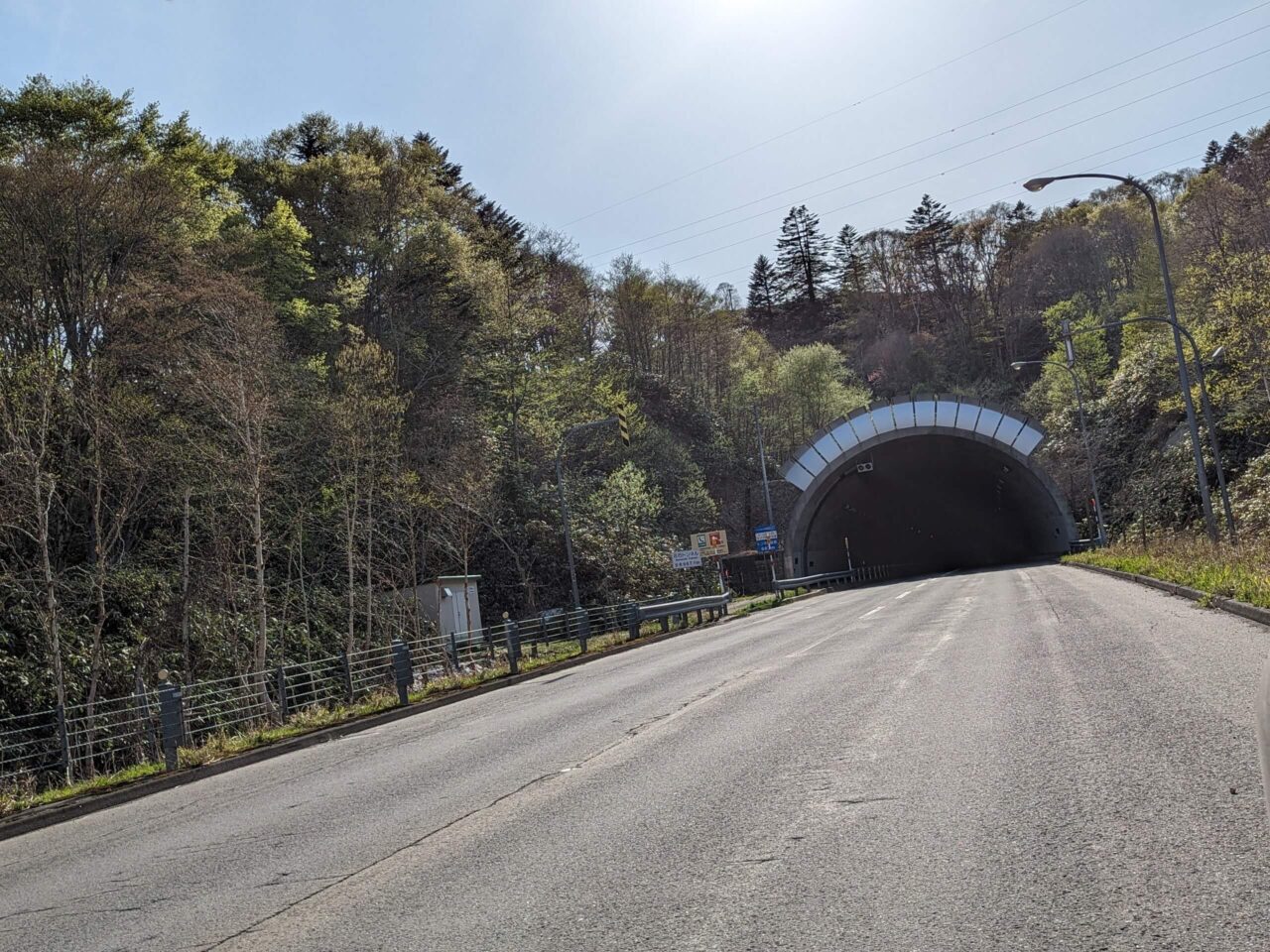 花石トンネル